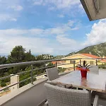 Βίλα Levanda Μακάρσκα